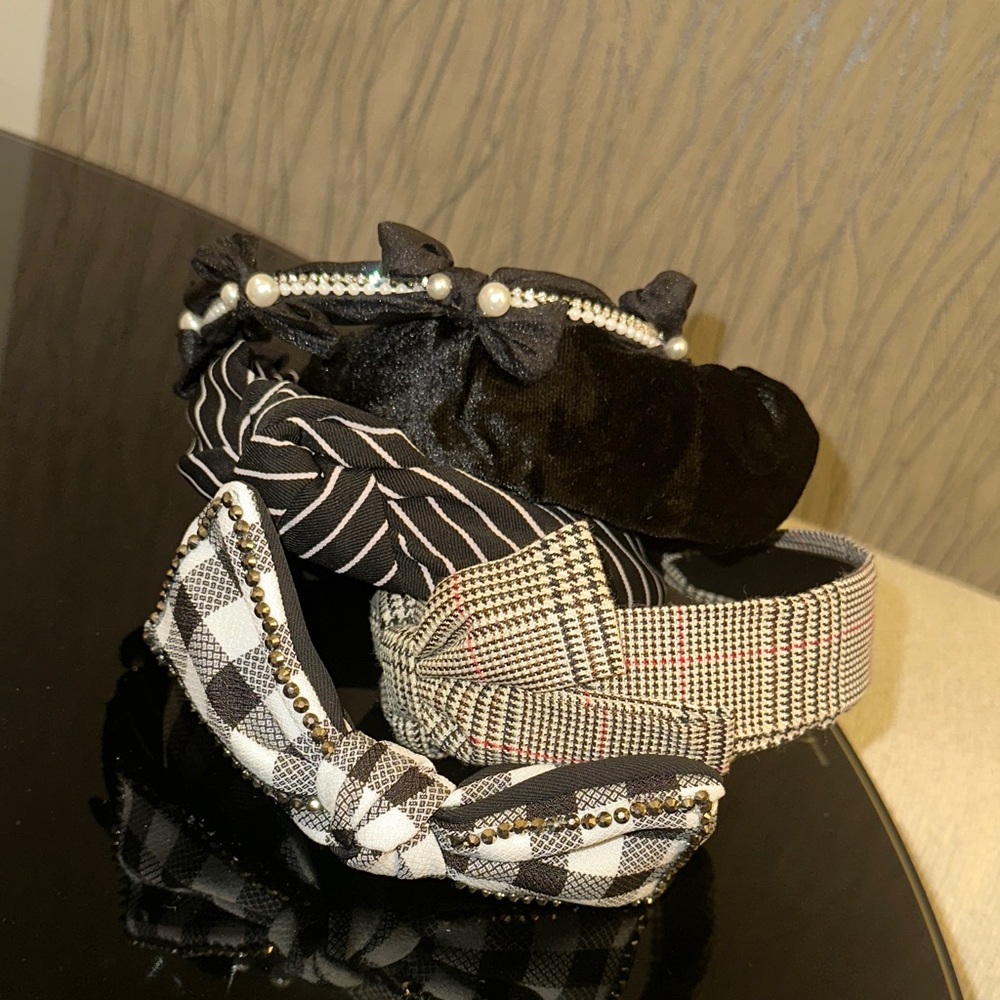 Elegant Black and White Headband Set
